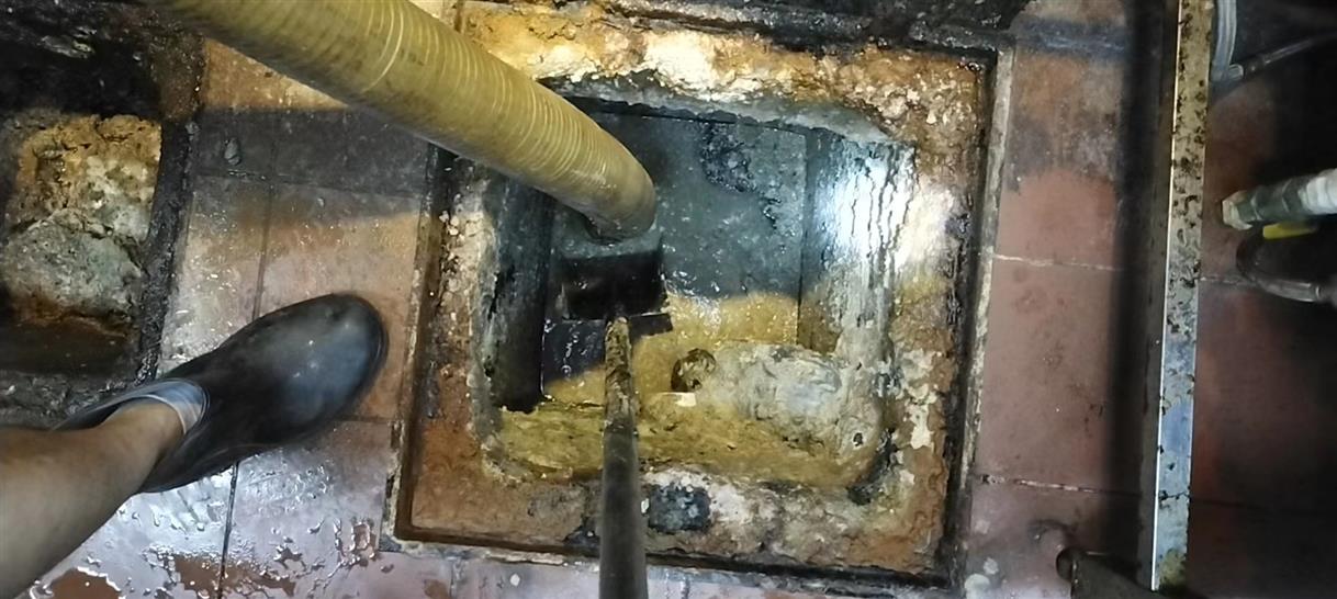 紫云污水池清理一般都有毒气,怎么预防中毒呢?